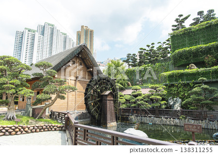 Minami Ren'en Pond, a park surrounded by skyscrapers Minami Ren'en Pond, a park surrounded by skyscrapers 138311255