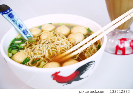 Street ramen Street ramen 138312883