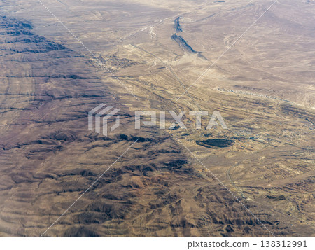 烏斯秋爾特高原鳥瞰圖 - 哈薩克曼格斯套 138312991