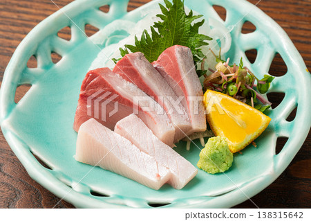Yellowtail sashimi: A classic Japanese dish of fresh yellowtail. Yellowtail sashimi: A classic Japanese dish of fresh yellowtail. 138315642