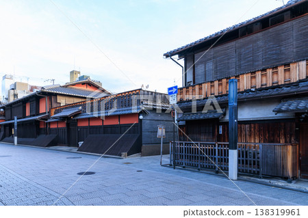 京都祗園的花見小路(京都府京都市東山區) 京都祗園的花見小路(京都府京都市東山區) 138319961