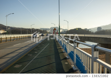 Nakdong River Bicycle Path 138321002