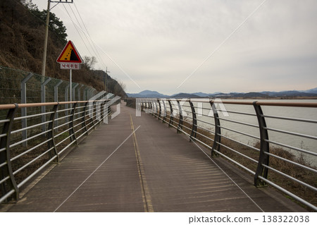 Nakdong River Bicycle Path 138322038