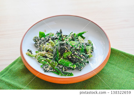 Sesame with spinach Sesame with spinach 138322659
