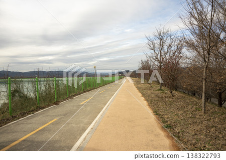 Nakdong River Bicycle Path Nakdong River Bicycle Path 138322793