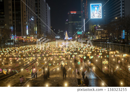 Cheonggyecheon Lantern Festival Cheonggyecheon Lantern Festival 138323255