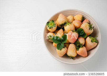 White pink strawberry, berry fruits in a bowl, abstract food background, copy space White pink strawberry, berry fruits in a bowl, abstract food background, copy space 138326605