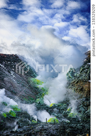 北海道的自然：阿托薩努普利的火山和噴射孔 138329209