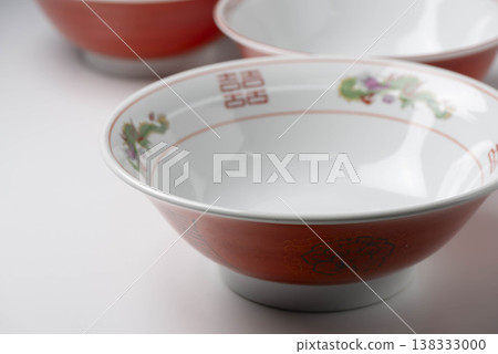 紅白瓷餐具套裝 138333000
