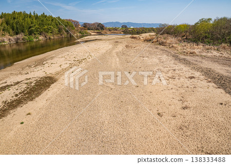 Kizugawa River scenery, Yawata City, Kyoto Prefecture Kizugawa River scenery, Yawata City, Kyoto Prefecture 138333488