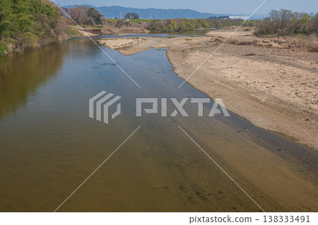 Kizugawa River scenery, Yawata City, Kyoto Prefecture Kizugawa River scenery, Yawata City, Kyoto Prefecture 138333491