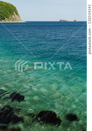 The emerald green Mutsu Bay and Taijima Island as seen from Wakinosawa (Aomori Prefecture) The emerald green Mutsu Bay and Taijima Island as seen from Wakinosawa (Aomori Prefecture) 138334341