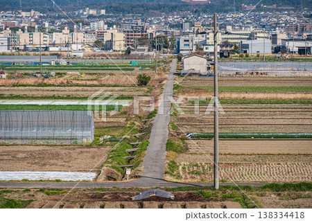 京都府久世郡久美町久美山町的田園風光 京都府久世郡久美町久美山町的田園風光 138334418