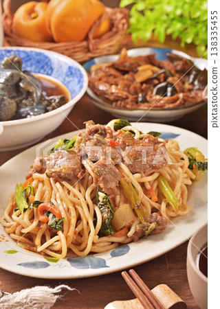 Stir fried beef noodle with shacha sauce Stir fried beef noodle with shacha sauce 138335455