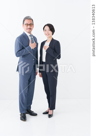 Supporting businessmen and women 138340613