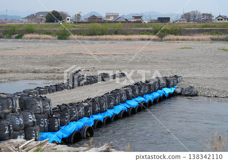 The 63rd Shikinen Sengu (periodic rebuilding) of Ise Grand Shrine: The Okihiki Ceremony, Dondenba 138342110