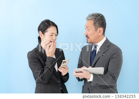 Business conversation between men and women - astonishing Business conversation between men and women - astonishing 138342255