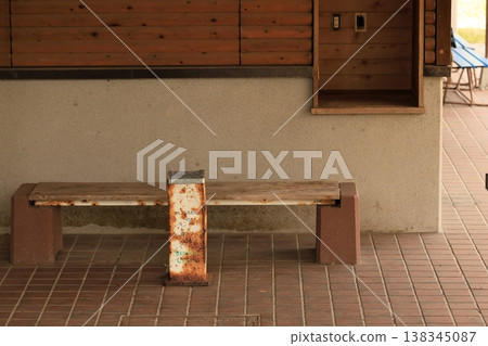 Retro smoking room 138345087