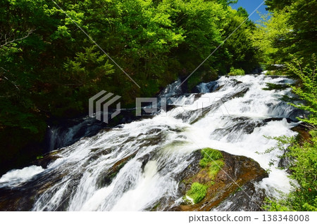 Oku-Nikko, surrounded by lush greenery: Ryuzu Falls Oku-Nikko, surrounded by lush greenery: Ryuzu Falls 138348008