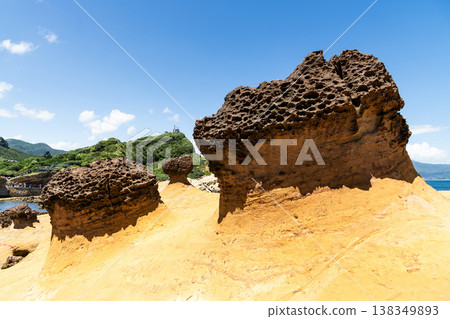 Beautiful Beehive Rock of the Yehliu Geopark. Yehliu is a cape located in Wanli, New Taipei City, Taiwan. 138349893