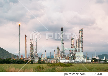 Oil Refinery Plant at Twilight in Bang Lamung, Chonburi Oil Refinery Plant at Twilight in Bang Lamung, Chonburi 138356019