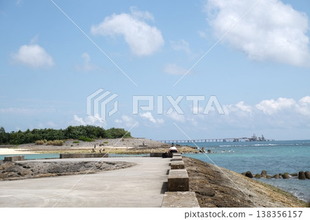 沖繩海灘海岸 138356157