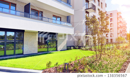 Panoramic windows of new commercial premises. Commercial property in development standard for rent. Panoramic windows of new commercial premises. Commercial property in development standard for rent. 138356567