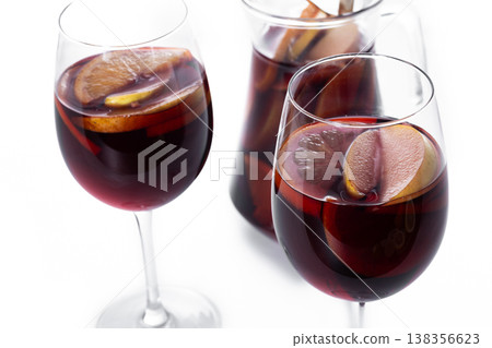 Sangria cocktail with fresh fruit 138356623