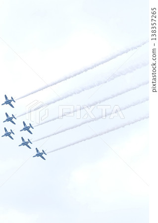 戰鬥機編隊飛行 戰鬥機編隊飛行 138357265