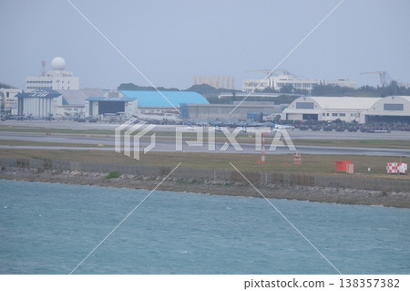我在那霸航空節上看到了瀨名賀島。 我在那霸航空節上看到了瀨名賀島。 138357382