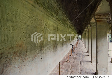 The corridors and wall reliefs of Angkor Wat The corridors and wall reliefs of Angkor Wat 138357494