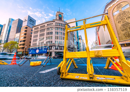 Tokyo cityscape, March 28. A vehicle stop device is placed on the pedestrian zone in Ginza, which is bustling with foreign tourists. Tokyo cityscape, March 28. A vehicle stop device is placed on the pedestrian zone in Ginza, which is bustling with foreign tourists. 138357519