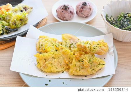炸竹筍(用醬油燉煮) 炸竹筍(用醬油燉煮) 138359844