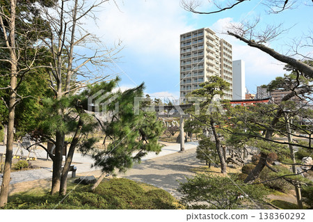 白山神社（位於新潟縣新潟市中央區）擁有美麗的花園。 138360292
