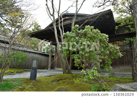 The garden and building of Enkikan (Chuo Ward, Niigata City, Niigata Prefecture) The garden and building of Enkikan (Chuo Ward, Niigata City, Niigata Prefecture) 138361029