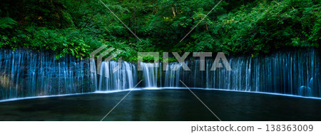 [Karuizawa] The smooth flow of water at Shiraito Falls captured with a slow shutter speed. 138363009
