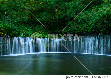 [Karuizawa] The smooth flow of water at Shiraito Falls captured with a slow shutter speed. 138363014
