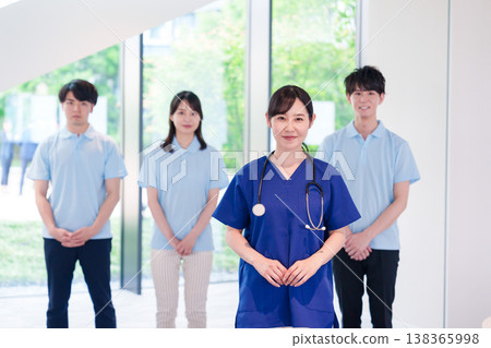 Group photo of medical staff and doctors Group photo of medical staff and doctors 138365998