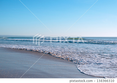 Cliffside Ocean Beach with Powerful Crashing Waves Cliffside Ocean Beach with Powerful Crashing Waves 138366310