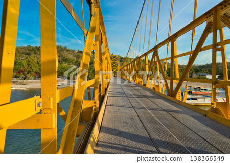 Nusa Lembongan Yellow Bridge traveling to indonesia 138366549