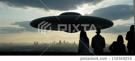 UFO, alien spaceship in the sky, invasion 138368858