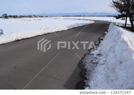 Roads cleared of snow in heavy snowfall areas Roads cleared of snow in heavy snowfall areas 138371547