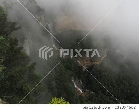 The upper waterfall of Wentworth Falls, shrouded in mist – in the tranquil forests of the Blue Mountains. 138374698