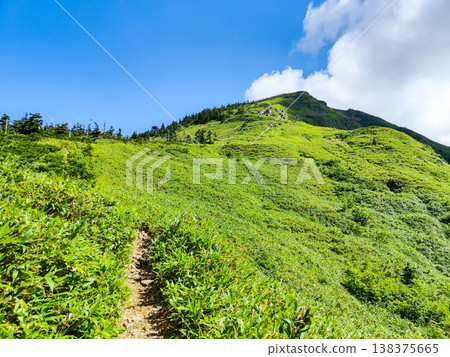 夏季攀登岩須岳（從諾基里到岩須嶽山頂） 138375665