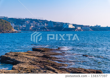 南紀白濱是沿海溫泉小鎮。 南紀白濱是沿海溫泉小鎮。 138377397