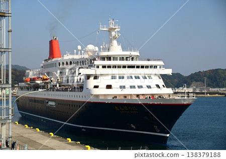 The cruise ship Nippon Maru departed from Fujiwara Pier in Miyako City. The cruise ship Nippon Maru departed from Fujiwara Pier in Miyako City. 138379188