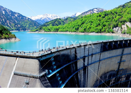 Kurobe Dam in May; Nature of Shinshu; Landscape of Shinshu; Scenery of Shinshu Kurobe Dam in May; Nature of Shinshu; Landscape of Shinshu; Scenery of Shinshu 138381514