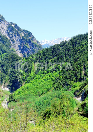 五月的黑部水壩;信州的自然風光;信州的景色;信州的風景 五月的黑部水壩;信州的自然風光;信州的景色;信州的風景 138381553