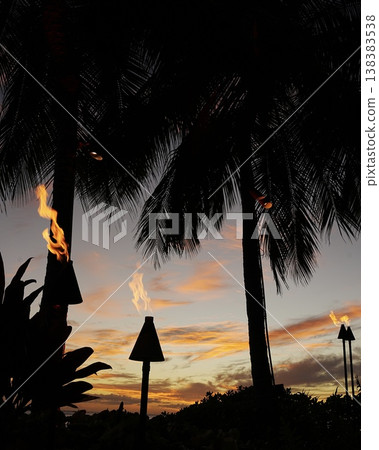 Beautiful sunset at Waikiki Beach 138383538