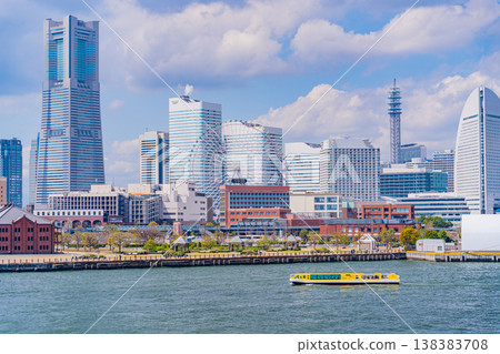 （神奈川縣）橫濱港未來/橫濱港來來往往的船隻 138383708